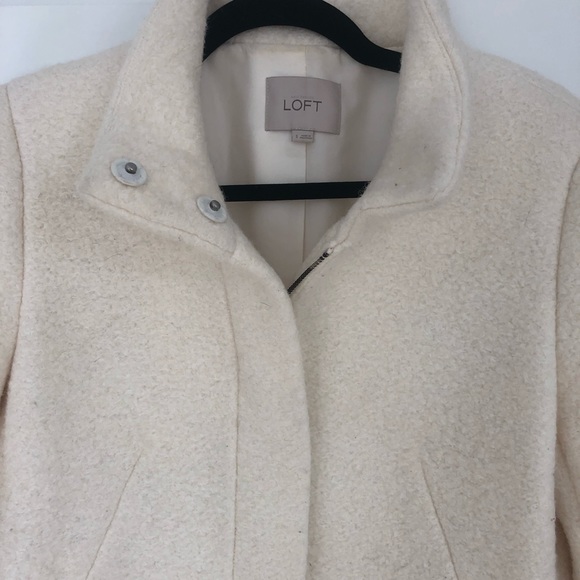 Loft Brand cream jacket - Picture 2 of 5
